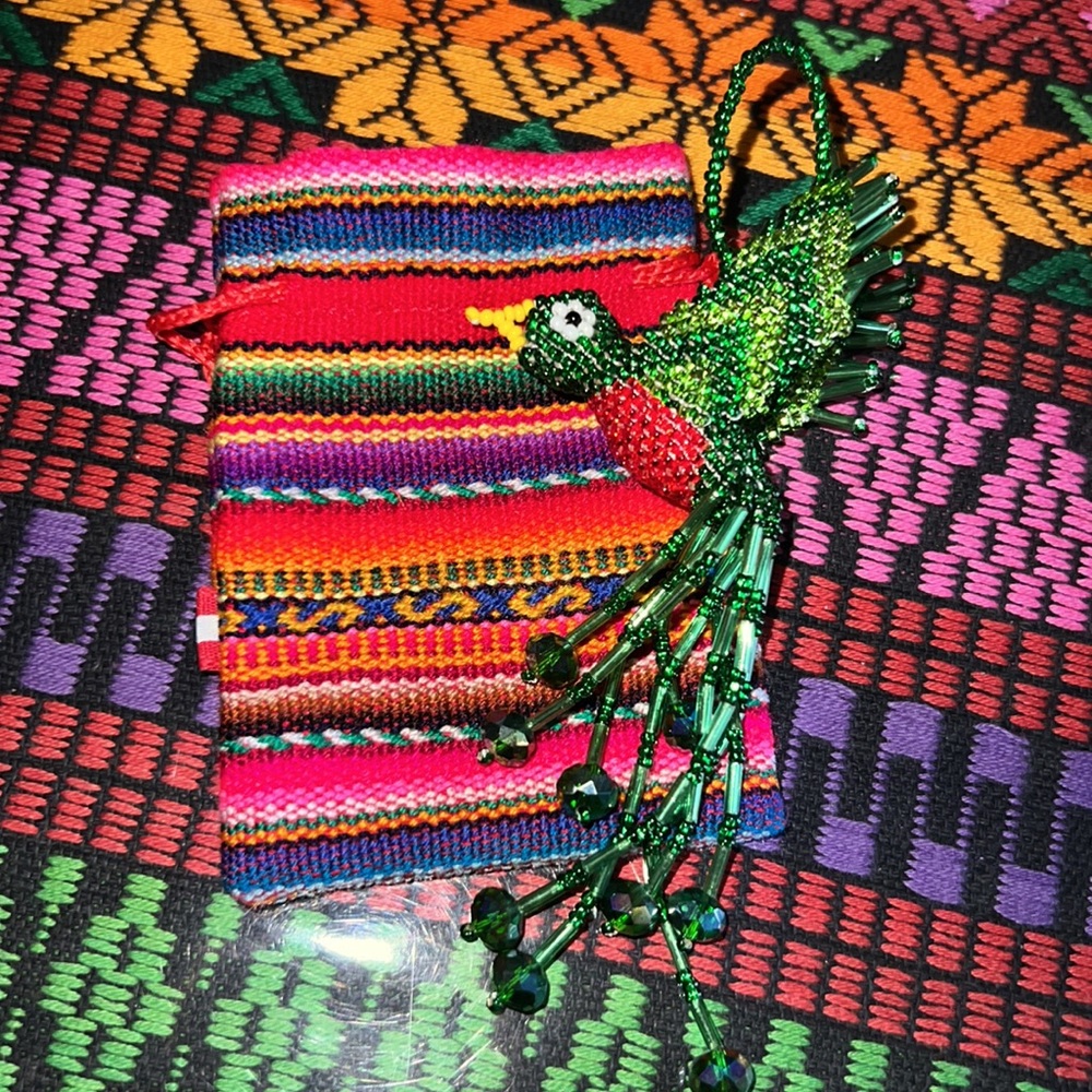 QUETZAL Bird or Hummingbird beaded charm Artisan made 5 inch long Guatemala - Picture 3 of 11